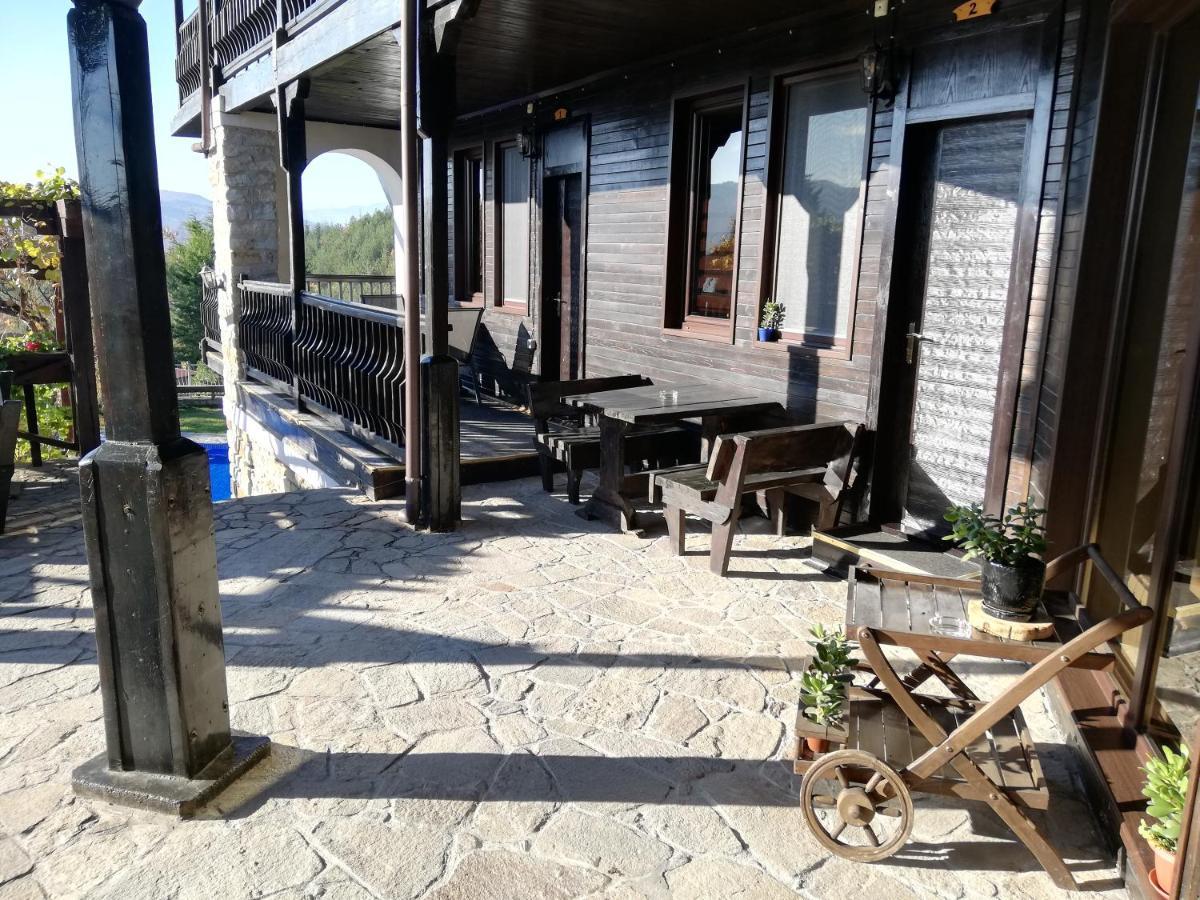 Trifon Zarezan Family Hotel Glavatartsi Exterior photo
